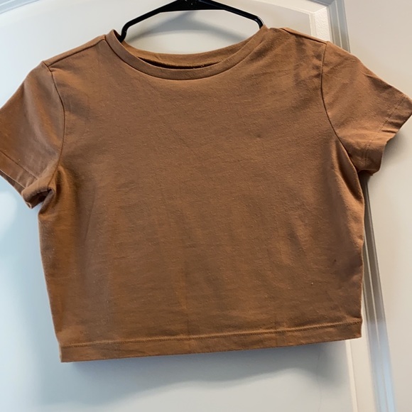 Crop top - Picture 2 of 3